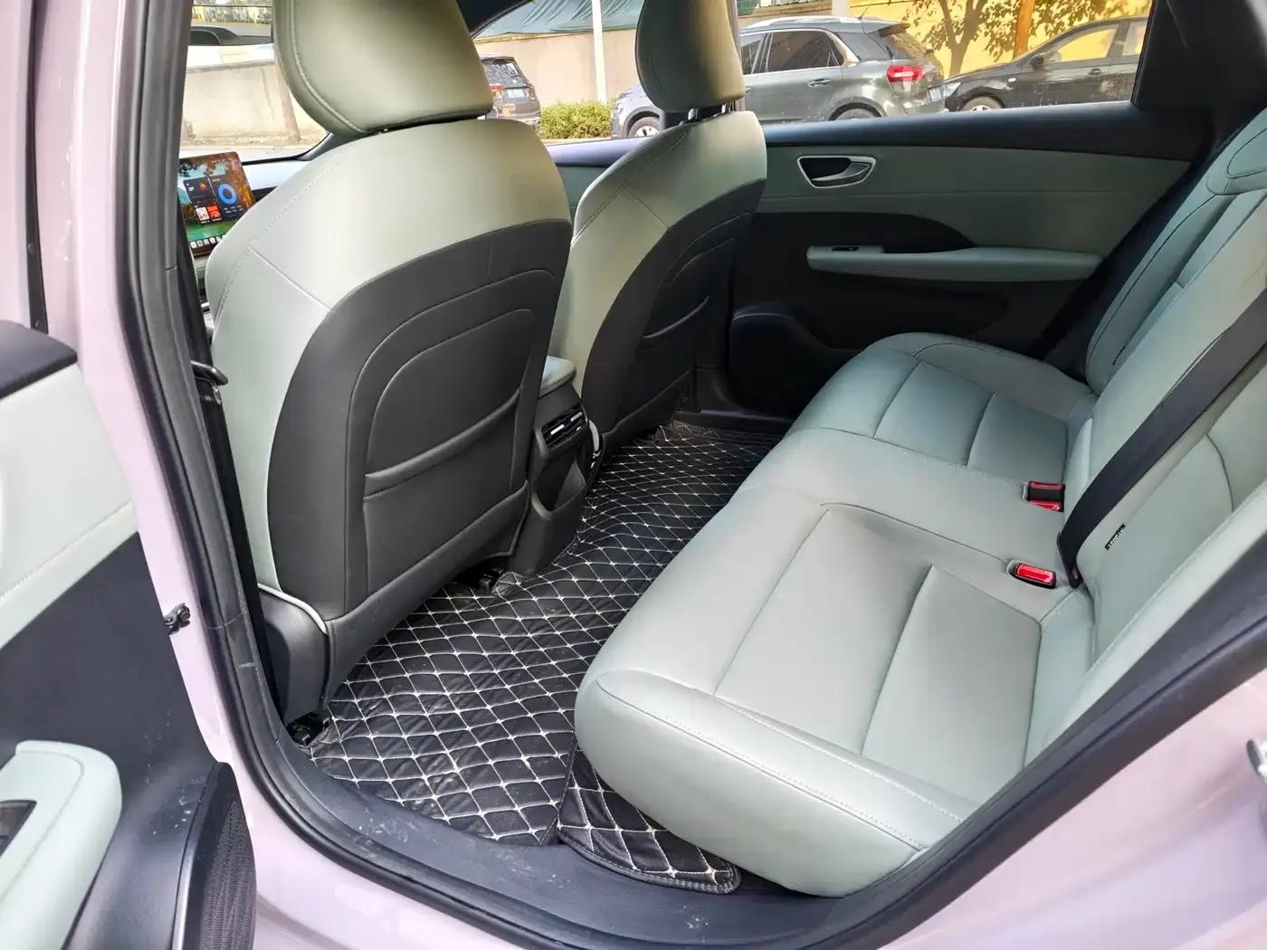 Roewe D6 2025 450km Premium Edition — миниатюра 7