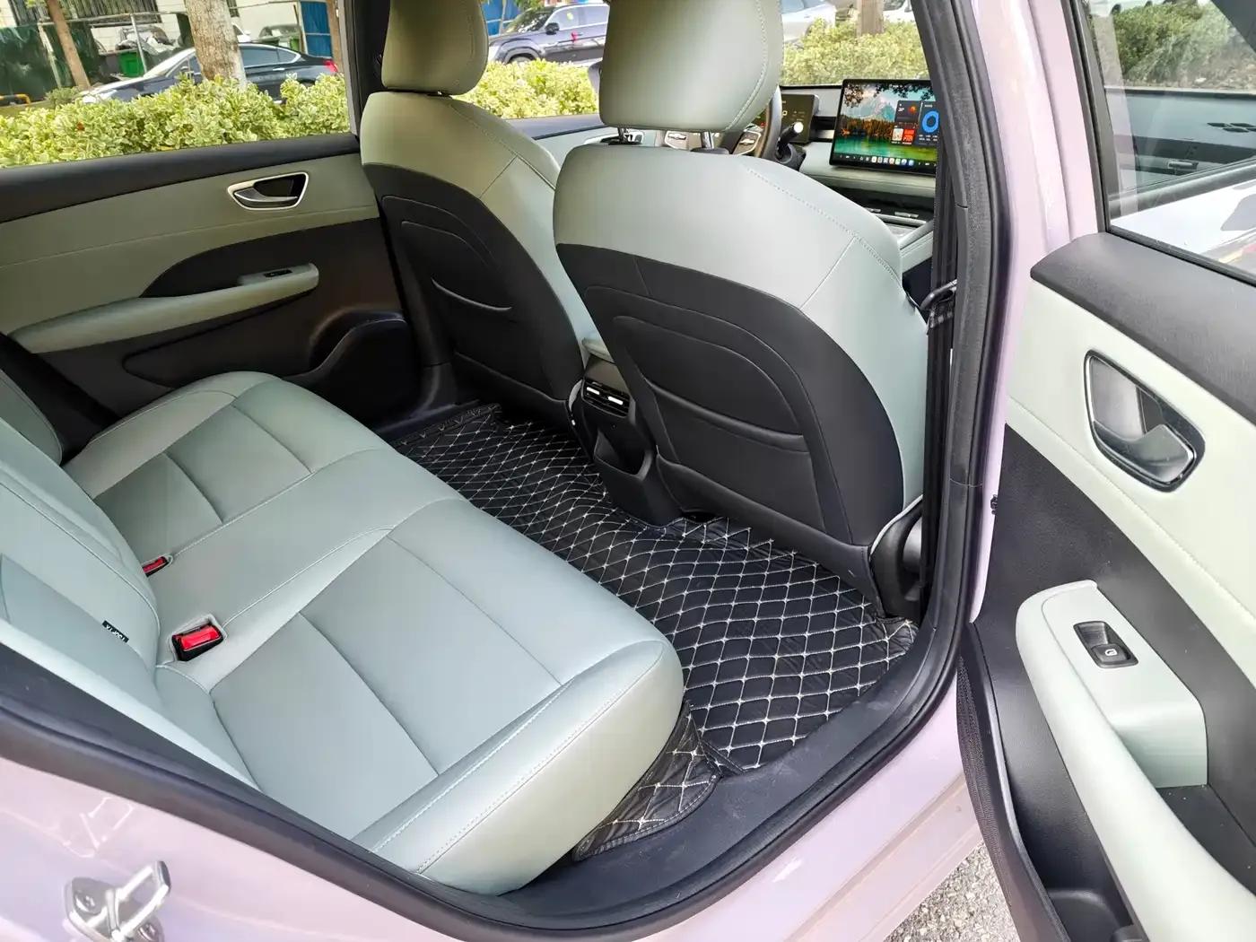 Roewe D6 2025 450km Premium Edition — миниатюра 8