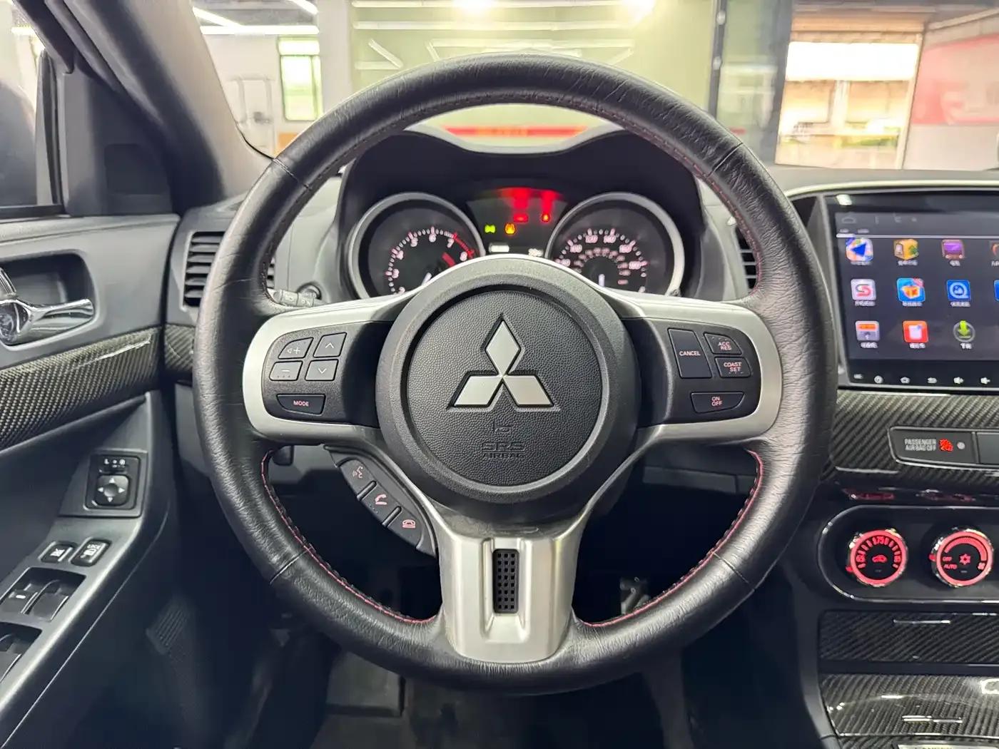 2015 Lancer Evolution Final Edition — миниатюра 12
