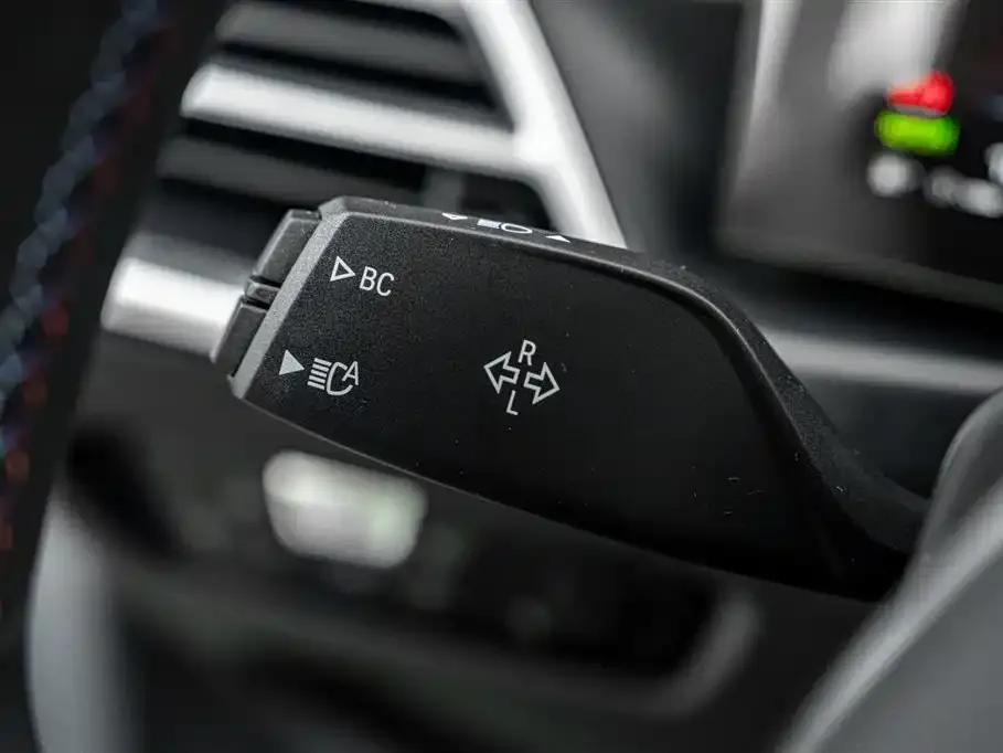 2024 BMW M240i — миниатюра 11