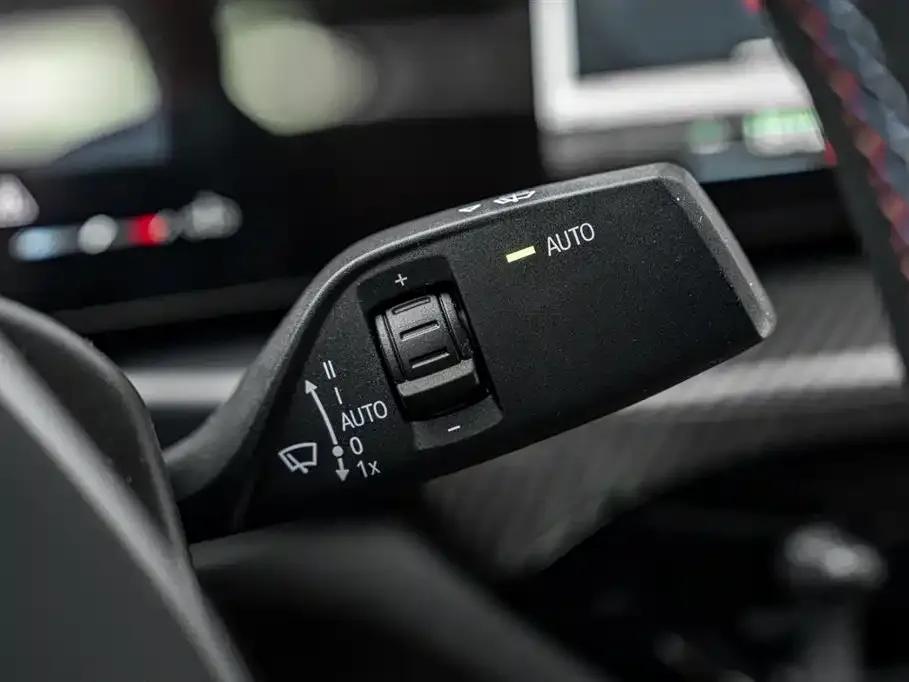 2024 BMW M240i — миниатюра 12