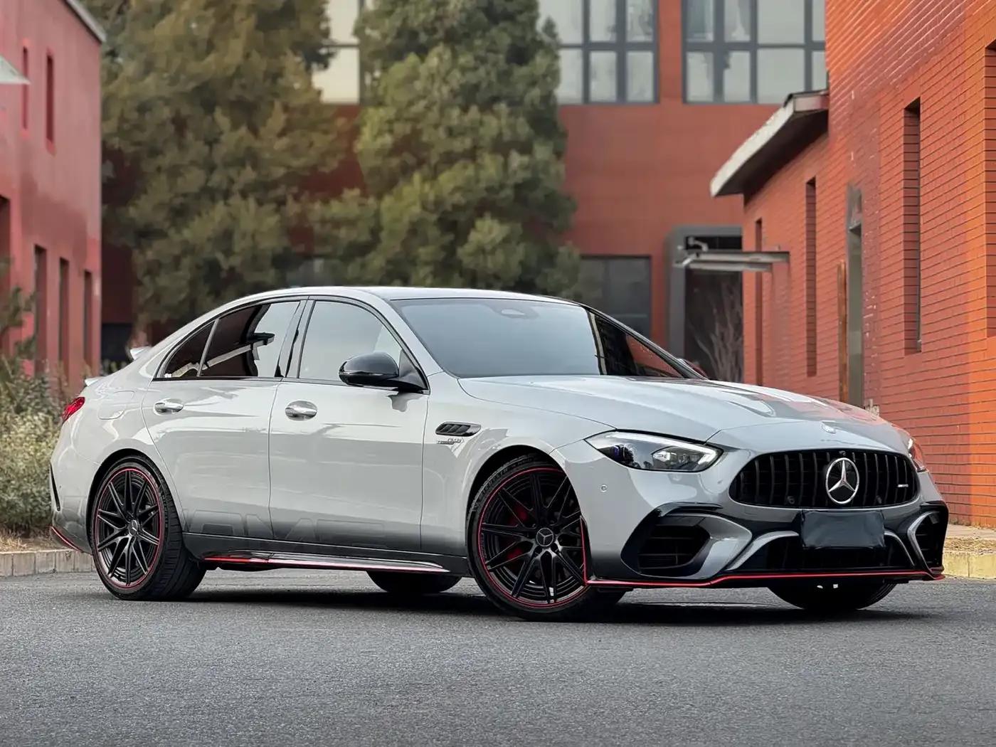 Mercedes-Benz C-Class AMG PHEV 2024 AMG C 63 SE PERFORMANCE F1 Special Edition — миниатюра 3