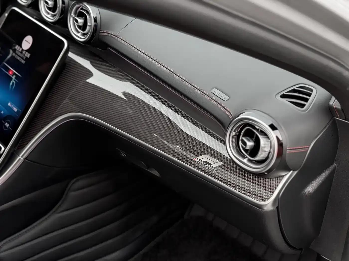 Mercedes-Benz C-Class AMG PHEV 2024 AMG C 63 SE PERFORMANCE F1 Special Edition — миниатюра 8