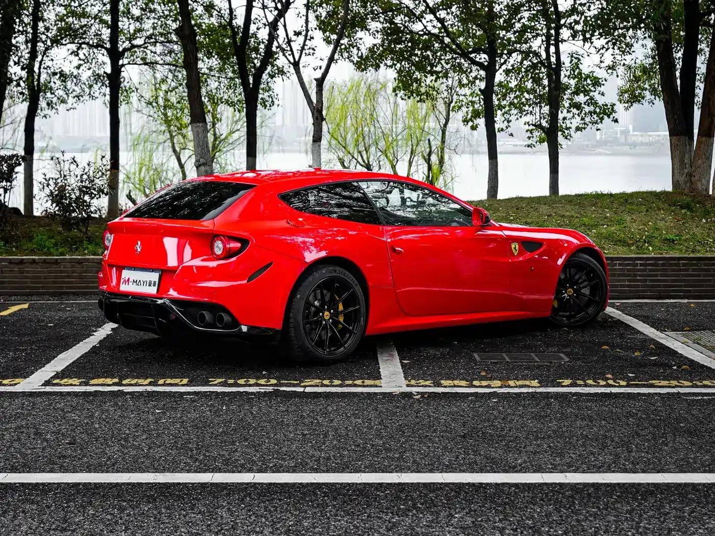 Ferrari FF 2012 6.3L V12 — миниатюра 7