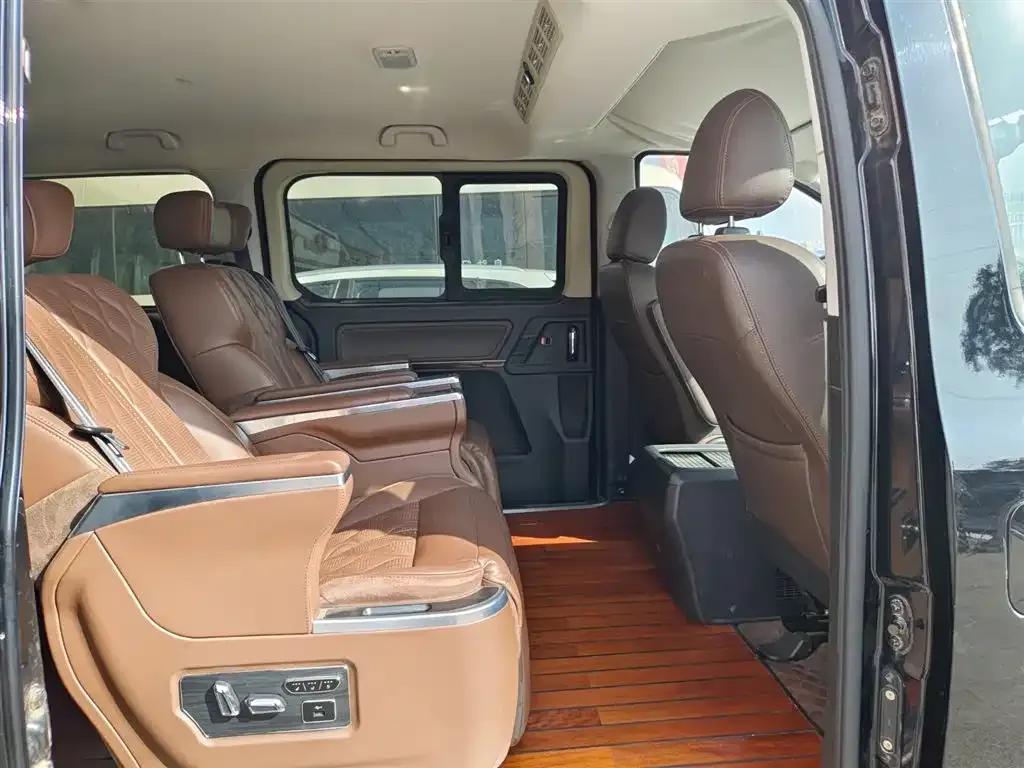 Lingzhi PLUS 2021 2.0L Manual Deluxe 7-Seater — миниатюра 12