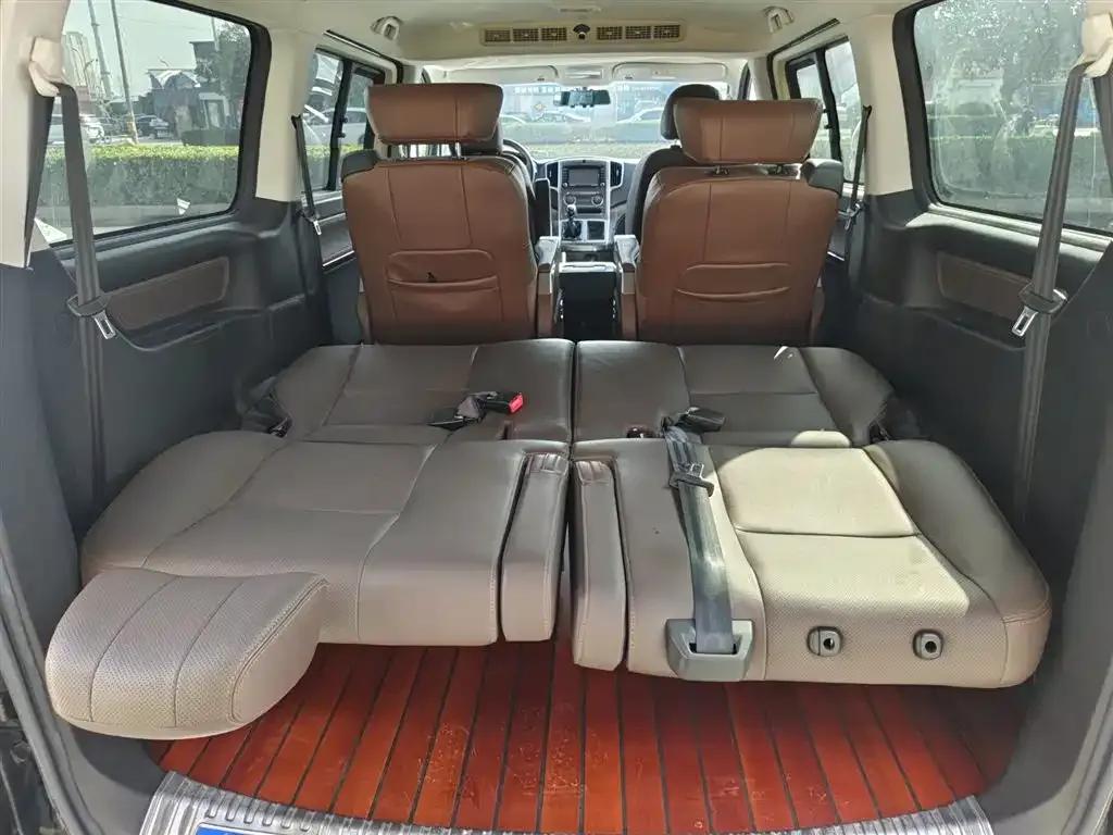 Lingzhi PLUS 2021 2.0L Manual Deluxe 7-Seater — миниатюра 15