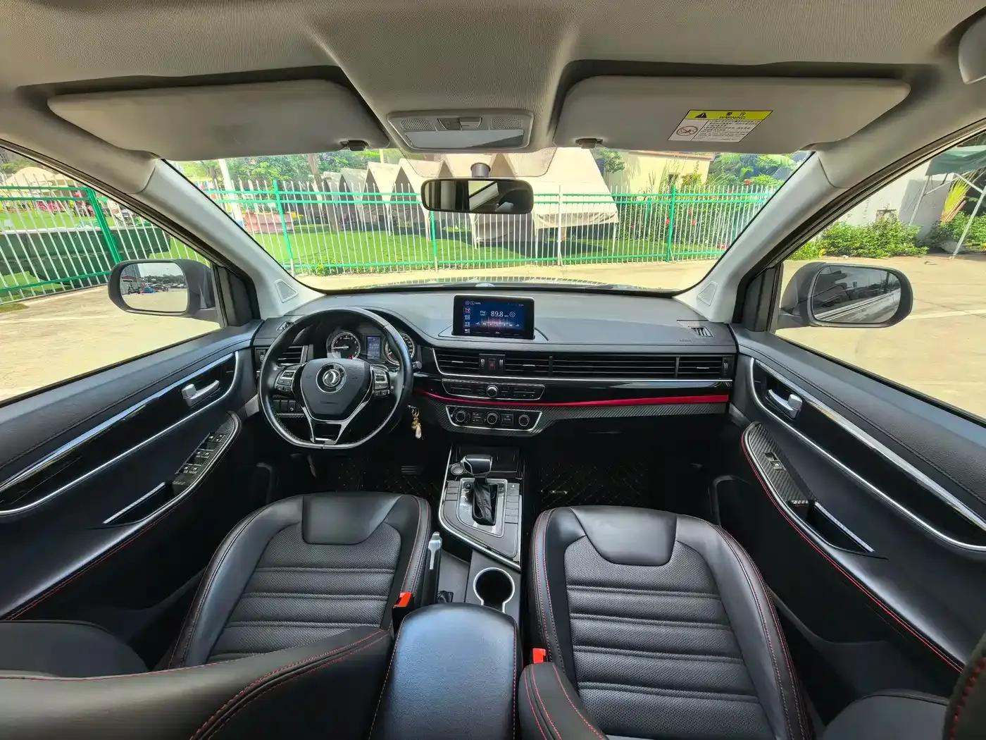 Jingyi X6 2017 Enjoy Series 1.5T CVT Premium Edition — миниатюра 8
