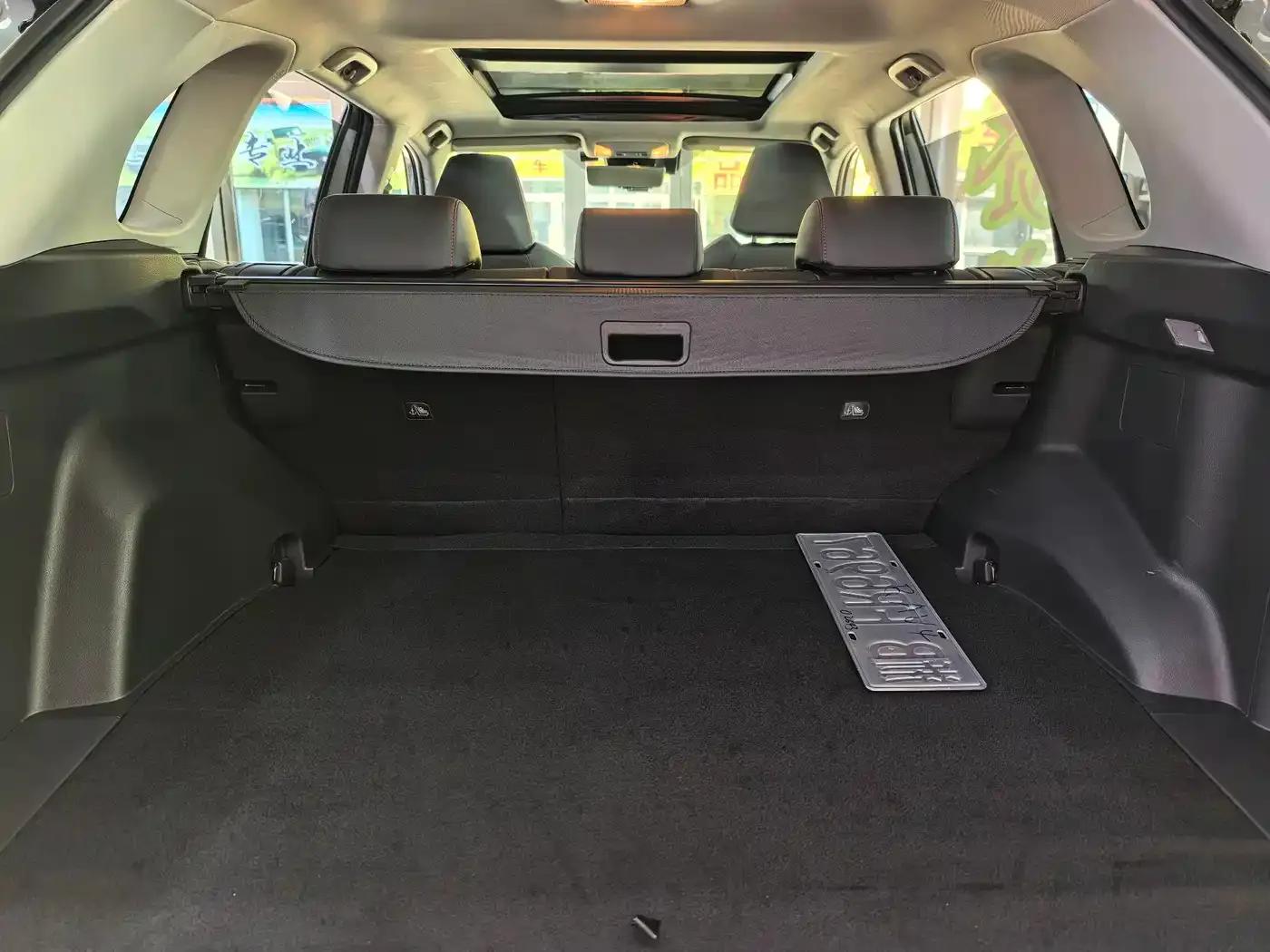RAV4 Hybrid E+ 2021 2.5L AWD Flagship Pro — миниатюра 14