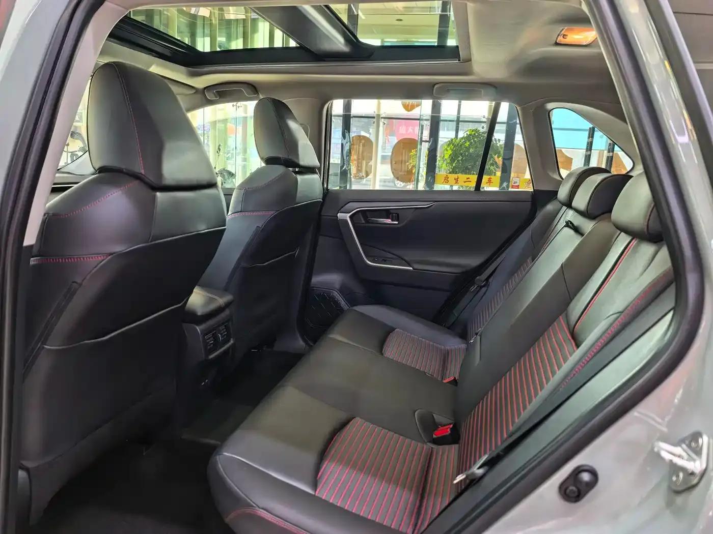RAV4 Hybrid E+ 2021 2.5L AWD Flagship Pro — миниатюра 18
