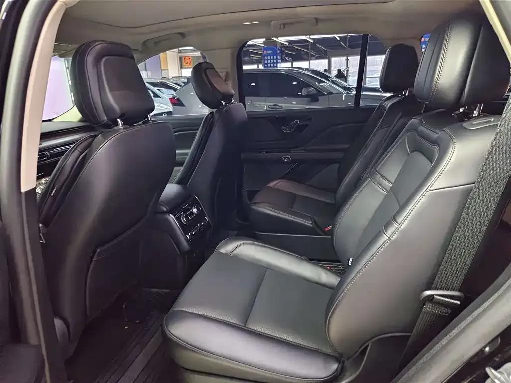2023 Aviator 3.0T V6 AWD Premium Cruiser (6-seater) — миниатюра 11