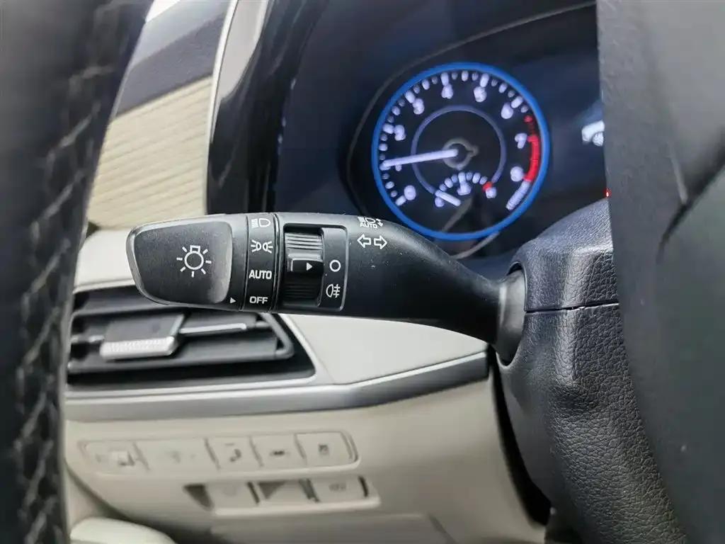 Palisade 2021 3.5L Automatic AWD GLS — миниатюра 21