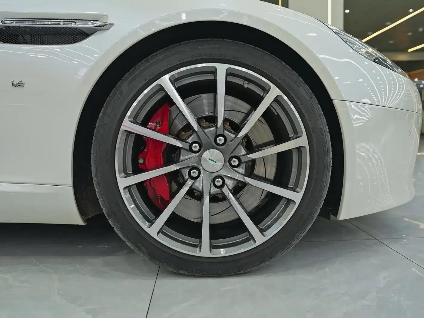 2017 Rapide 6.0L S — миниатюра 33