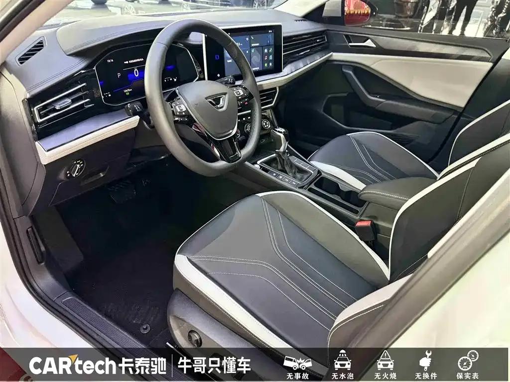 Jetta VA7 2025 1.4T Automatic First-Come, First-Served Edition — миниатюра 18