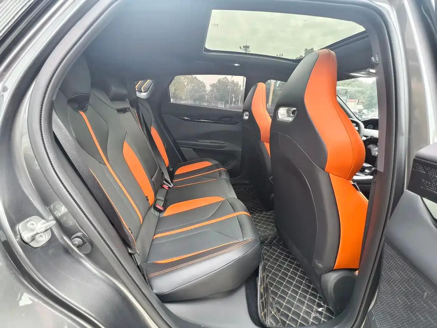 Changan UNI-V 2024 1.5T Premium Sport — миниатюра 12