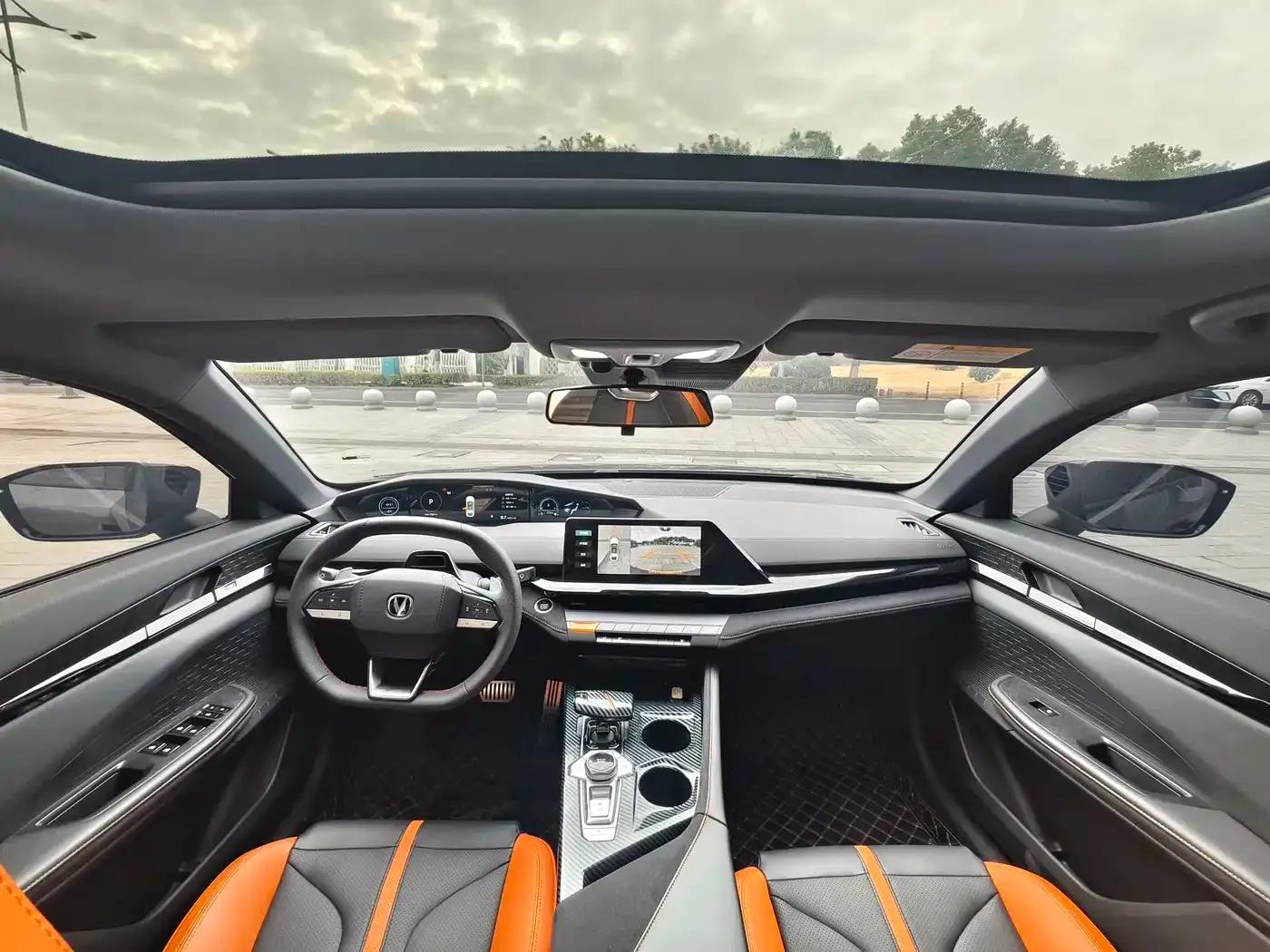 Changan UNI-V 2024 1.5T Premium Sport — миниатюра 13