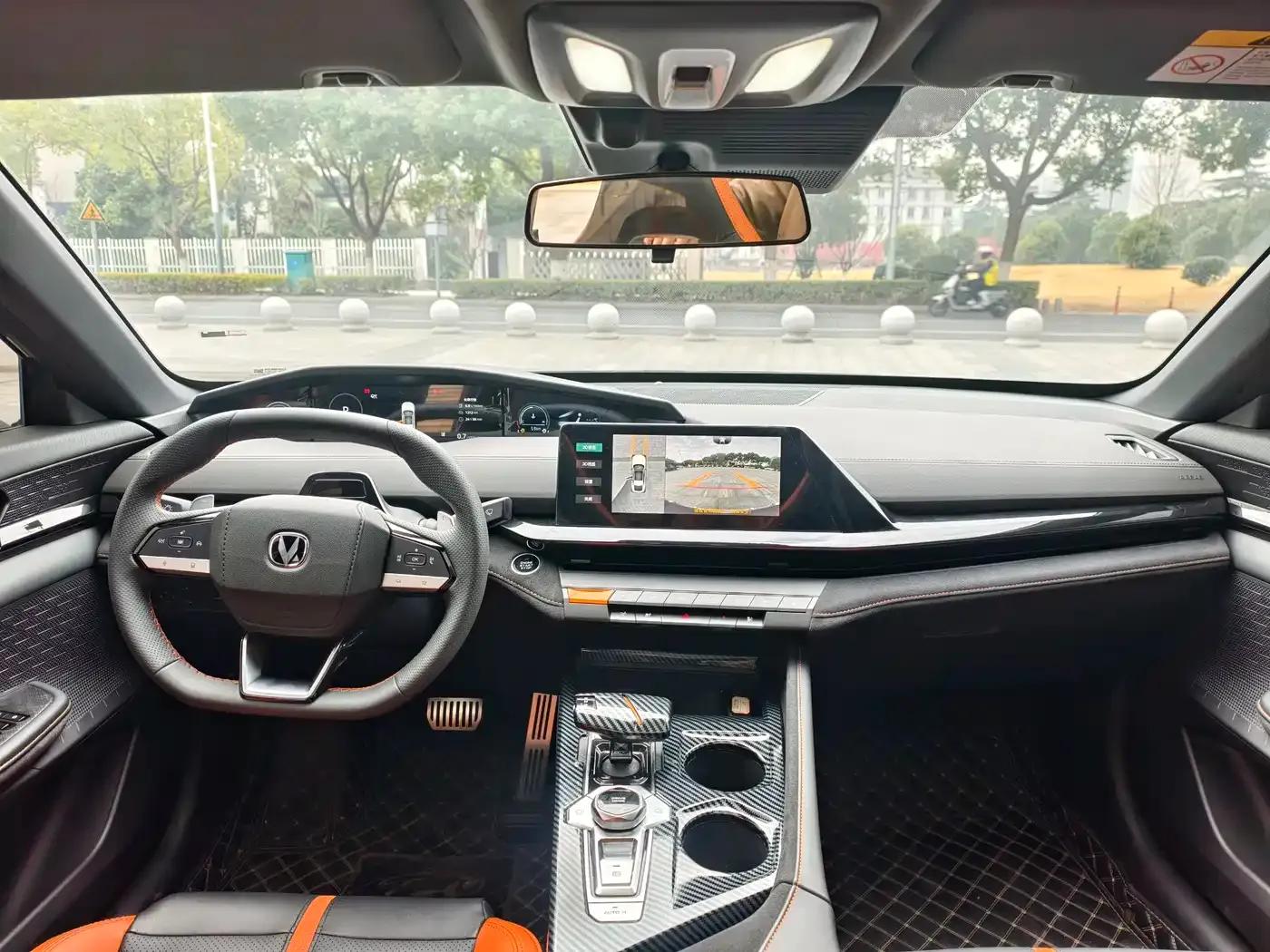 Changan UNI-V 2024 1.5T Premium Sport — миниатюра 15