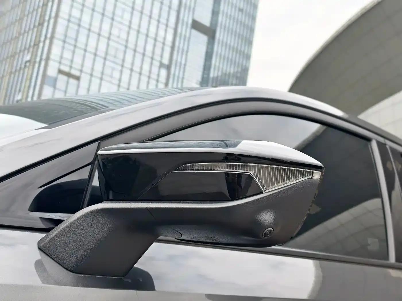 Changan UNI-V 2024 1.5T Premium Sport — миниатюра 20