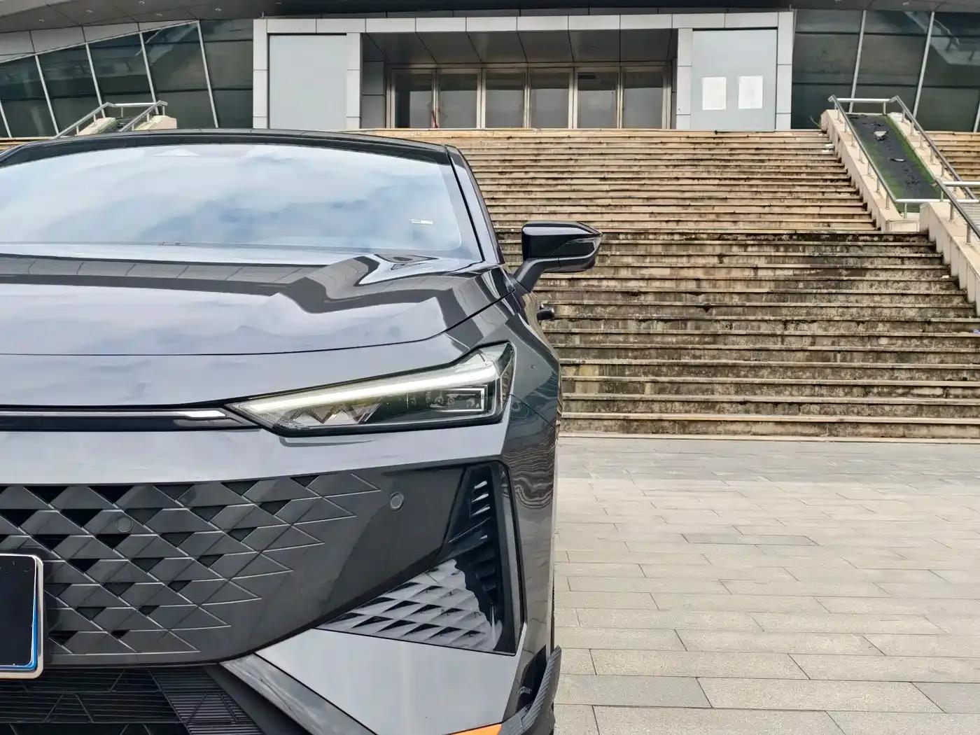 Changan UNI-V 2024 1.5T Premium Sport — миниатюра 22