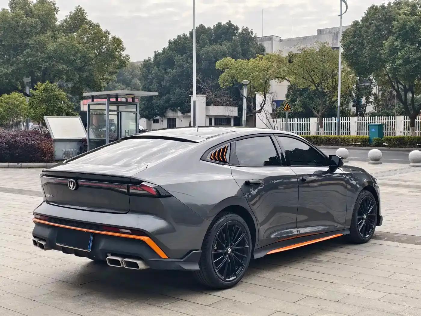 Changan UNI-V 2024 1.5T Premium Sport — миниатюра 7