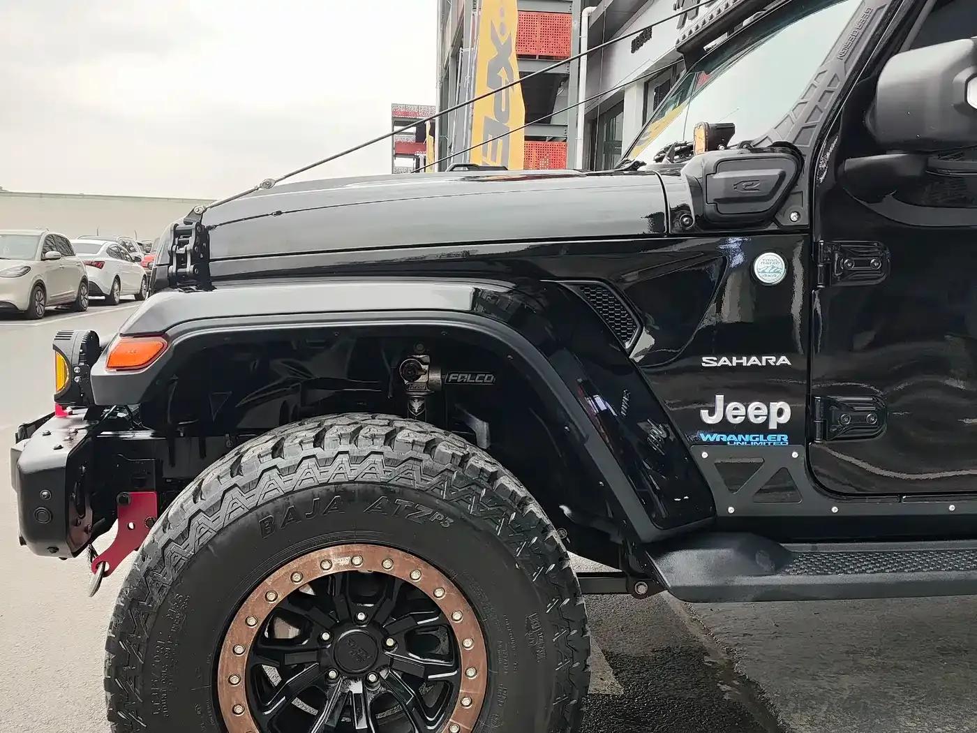 Jeep Wrangler New Energy 2021 Model 4-Door 2.0T 4xe Sahara — миниатюра 23