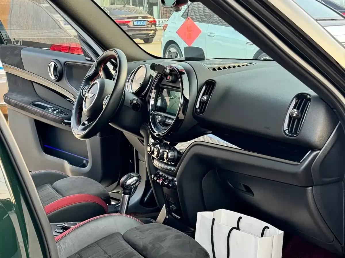 MINI JCW COUNTRYMAN 2018 2.0T JOHN COOPER WORKS A — миниатюра 10