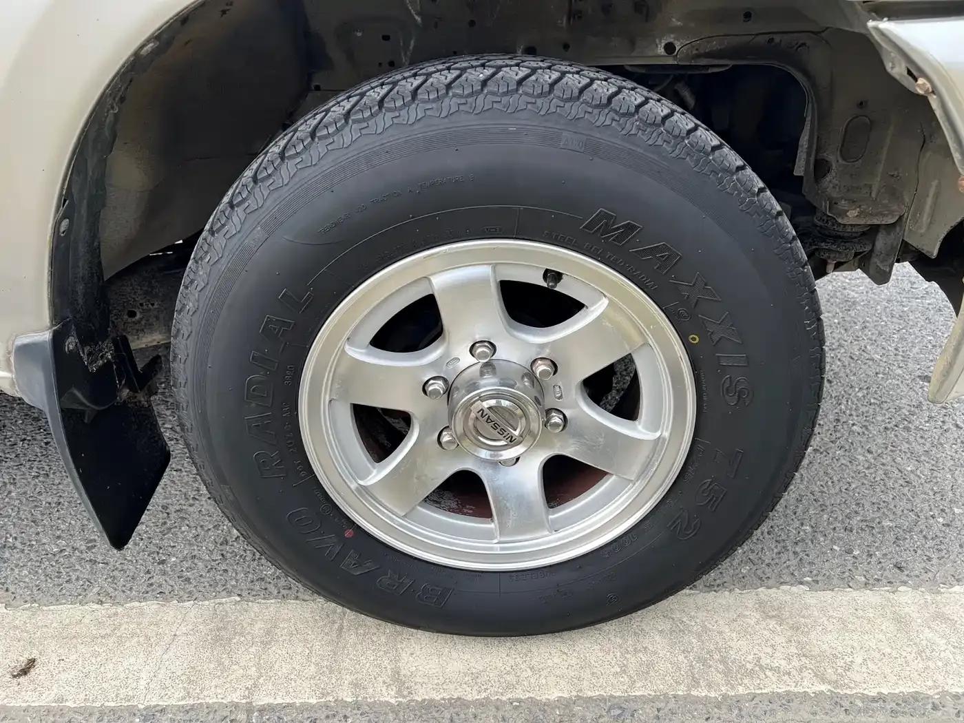 2013 Nissan ZN Van 2.4L 2WD Luxury 5-Seater — миниатюра 15