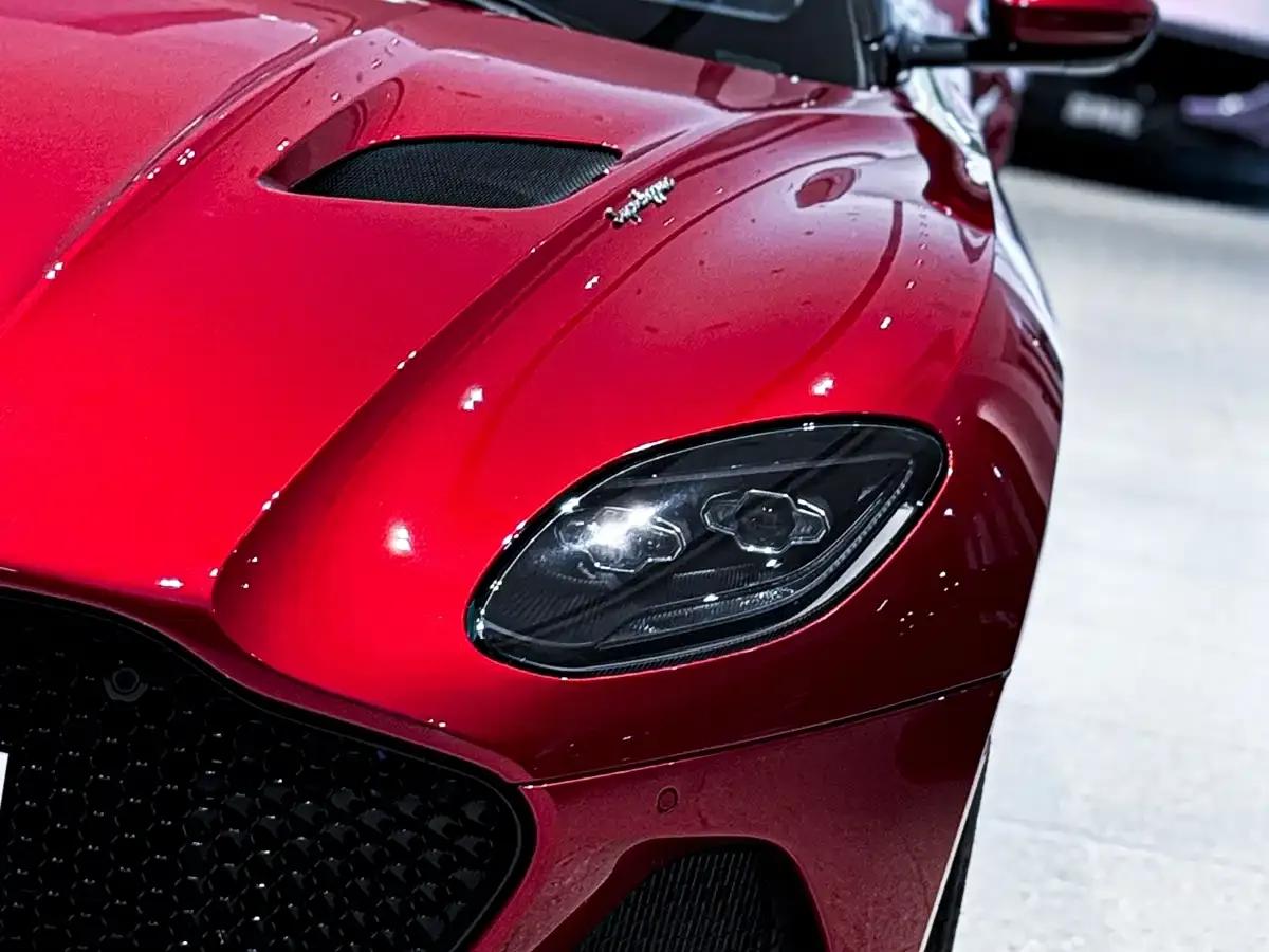 2019 Aston Martin DBS Superleggera V12 Coupe — миниатюра 5