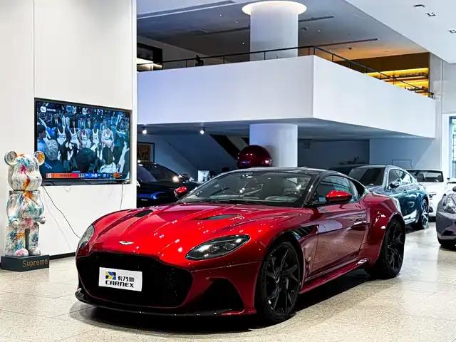2019 Aston Martin DBS Superleggera V12 Coupe