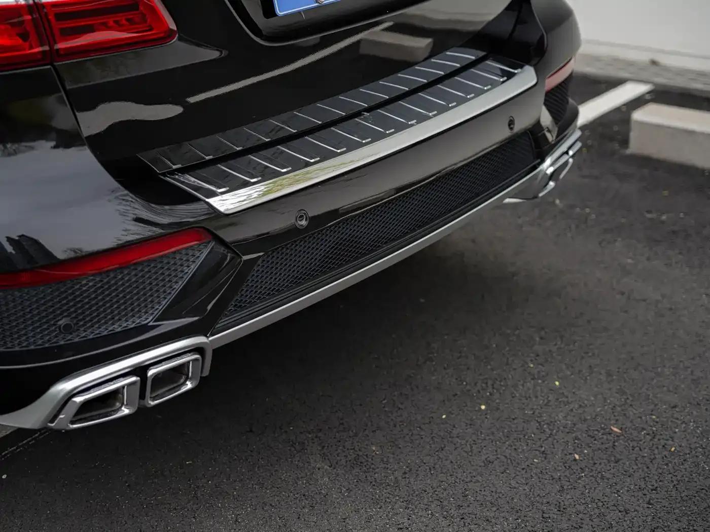 2012 Mercedes-Benz M-Class AMG ML 63 — миниатюра 11