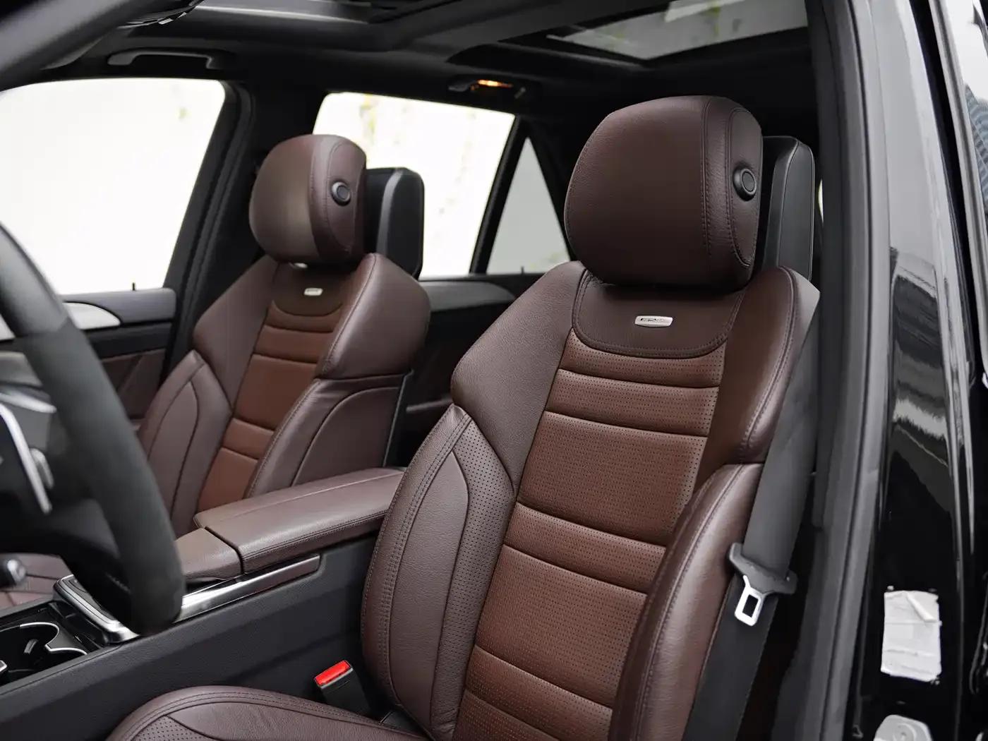 2012 Mercedes-Benz M-Class AMG ML 63 — миниатюра 23
