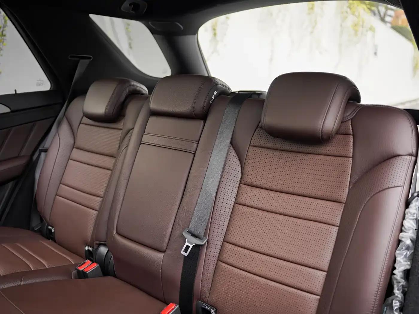 2012 Mercedes-Benz M-Class AMG ML 63 — миниатюра 28