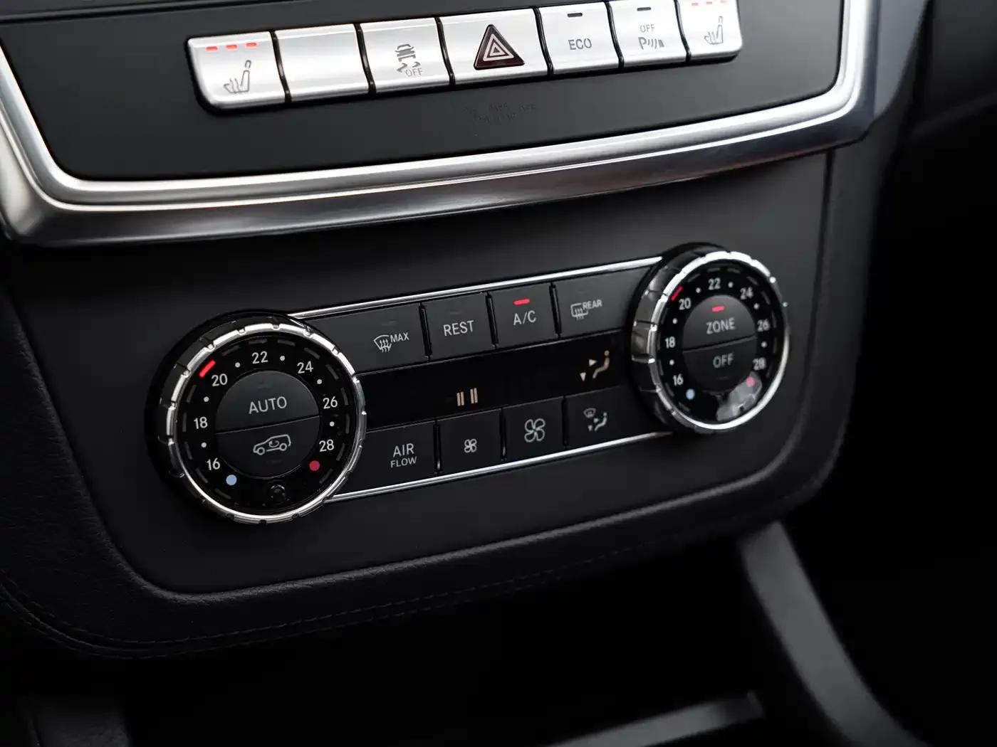 2012 Mercedes-Benz M-Class AMG ML 63 — миниатюра 46