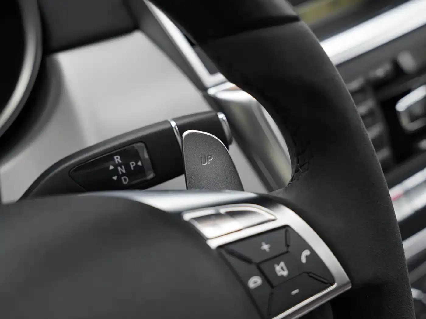 2012 Mercedes-Benz M-Class AMG ML 63 — миниатюра 50