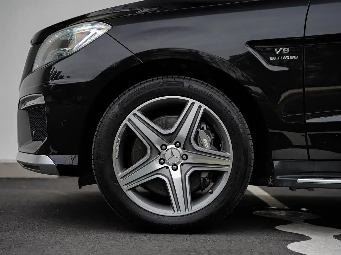 2012 Mercedes-Benz M-Class AMG ML 63 — миниатюра 6