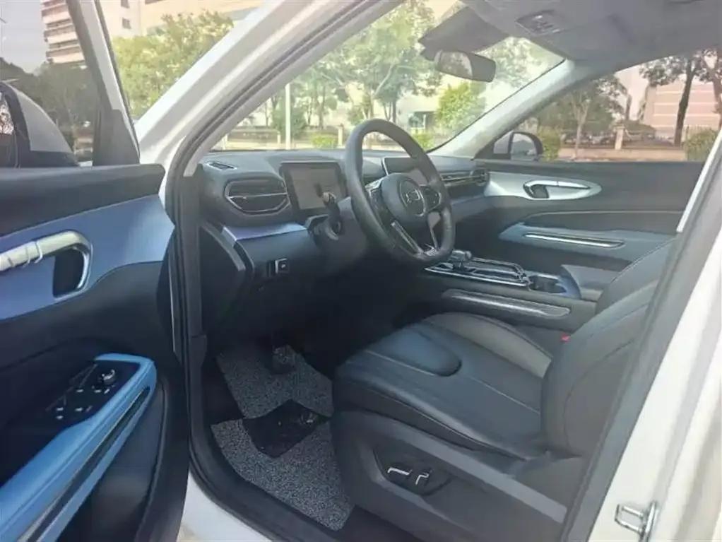 Bestune T90 2023 1.5T DCT Automatic Premium Edition — миниатюра 4