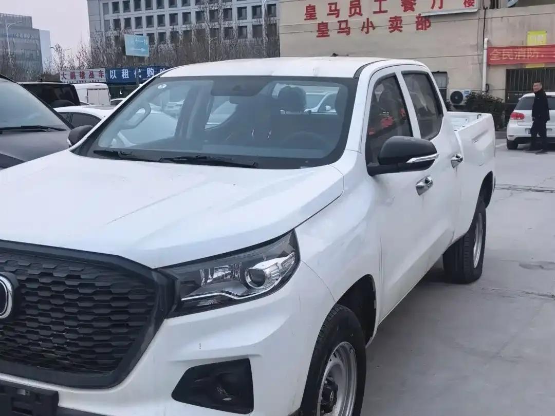 Changan F70 Blue Whale 2024 Model 2.0T Automatic Four-Wheel Drive Gasoline Entrepreneurial Edition (Long Box) — миниатюра 1