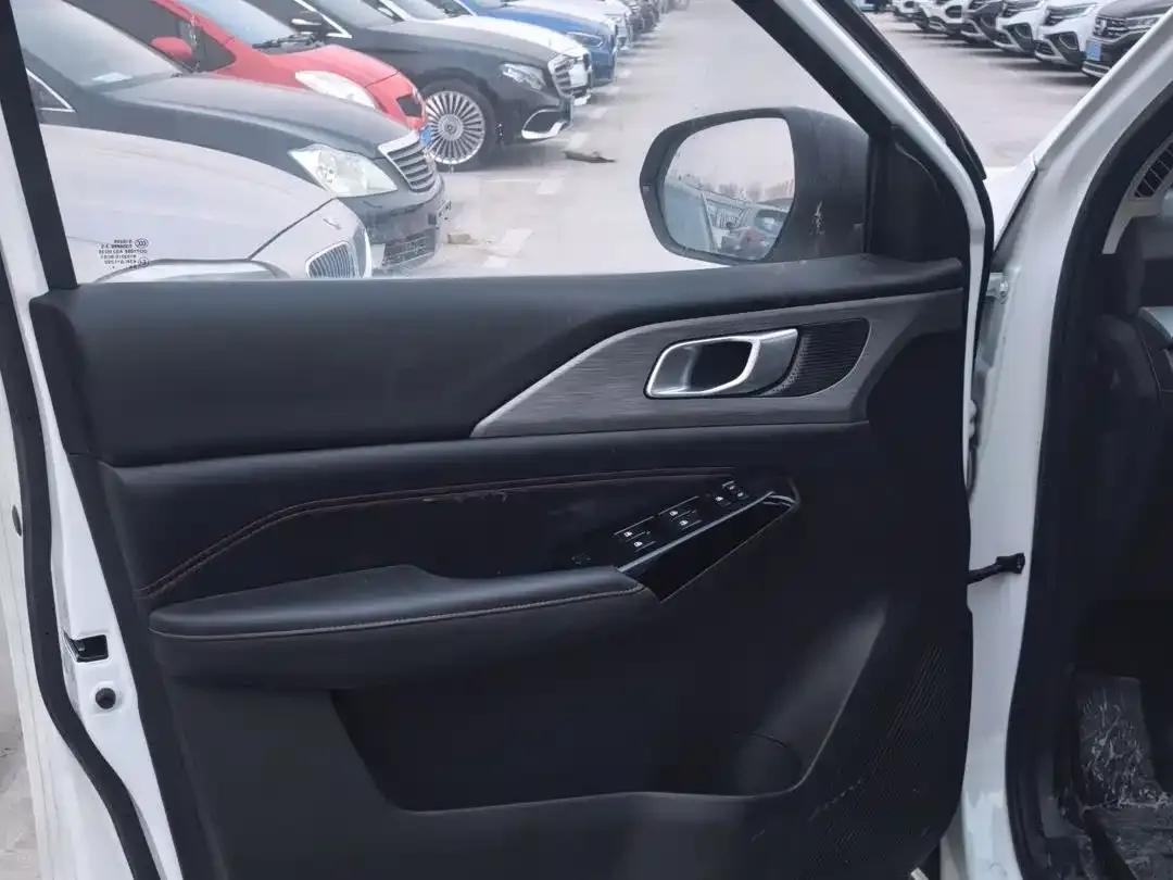 Changan F70 Blue Whale 2024 Model 2.0T Automatic Four-Wheel Drive Gasoline Entrepreneurial Edition (Long Box) — миниатюра 8
