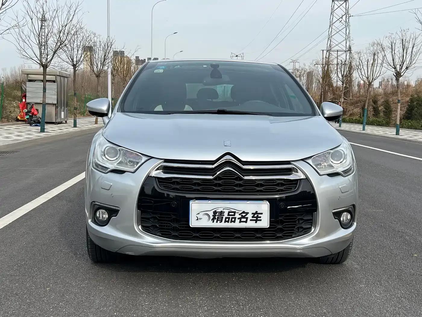 DS 4 2012 1.6T Elegant Edition — миниатюра 2
