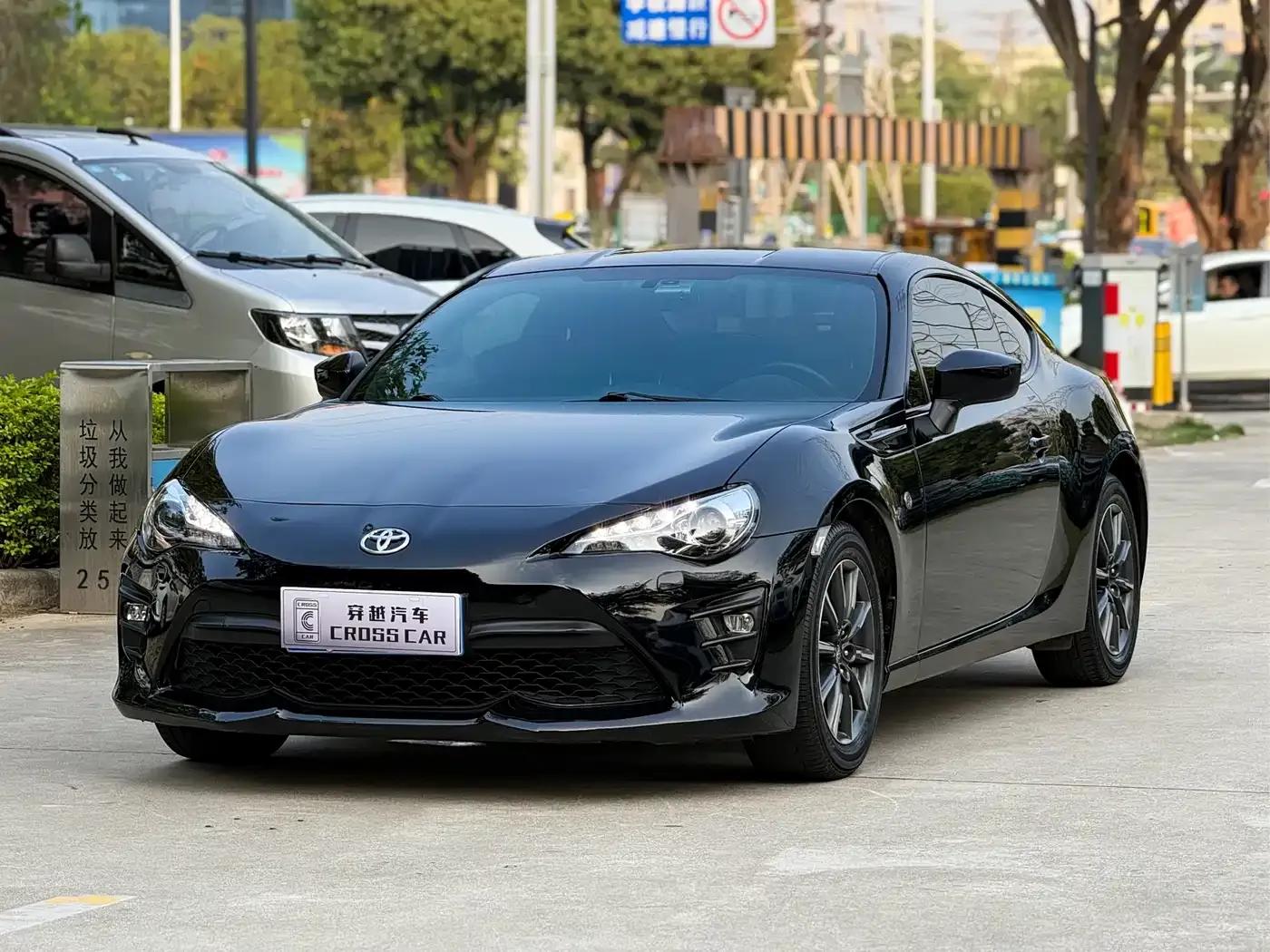 Toyota 86 2019 2.0L Automatic Luxury Edition — миниатюра 1