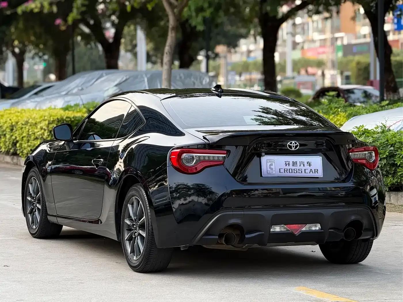 Toyota 86 2019 2.0L Automatic Luxury Edition — миниатюра 3