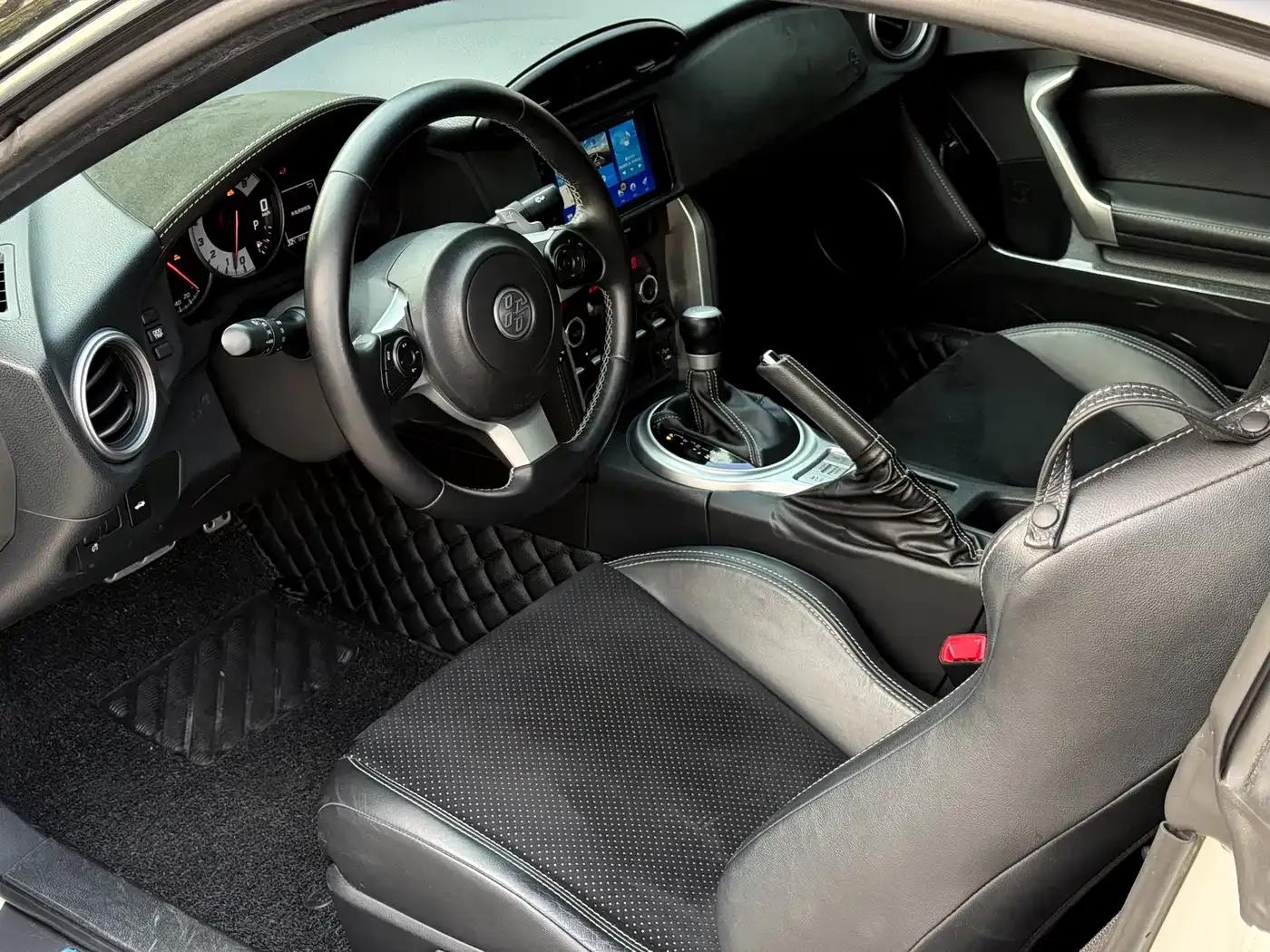 Toyota 86 2019 2.0L Automatic Luxury Edition — миниатюра 6