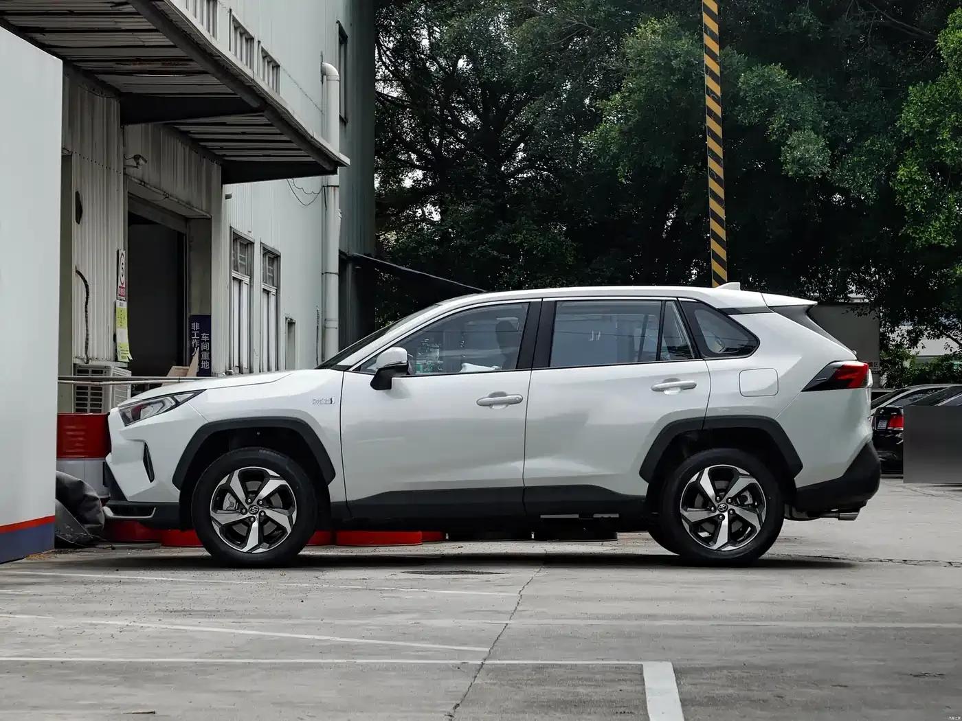 RAV4 Hybrid E+ 2024 Model 2.5L 2WD Elite Pro — миниатюра 4