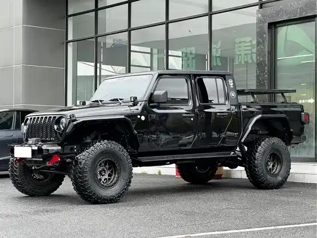 Gladiator 2020 3.6L Canadian Spec