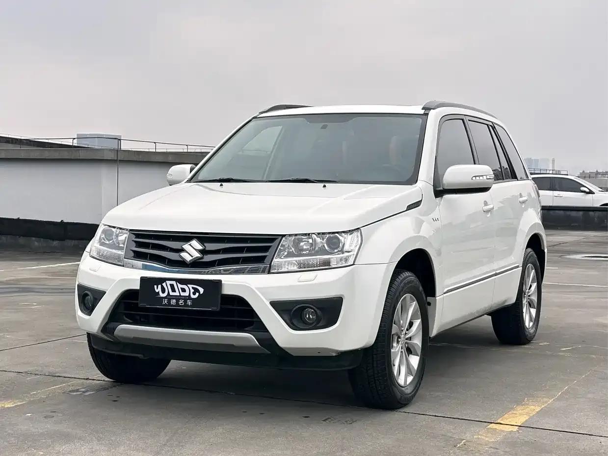 2012 Grand Vitara 2.4L AT Luxury Navigation 5-Door Edition — миниатюра 1