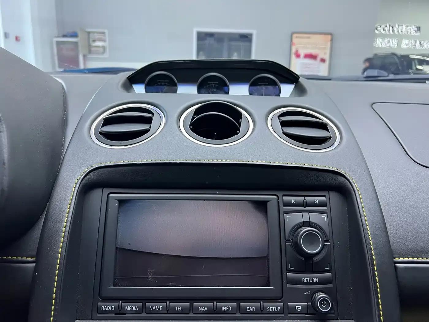 2011 Gallardo LP 560-4 Bicolore — миниатюра 14