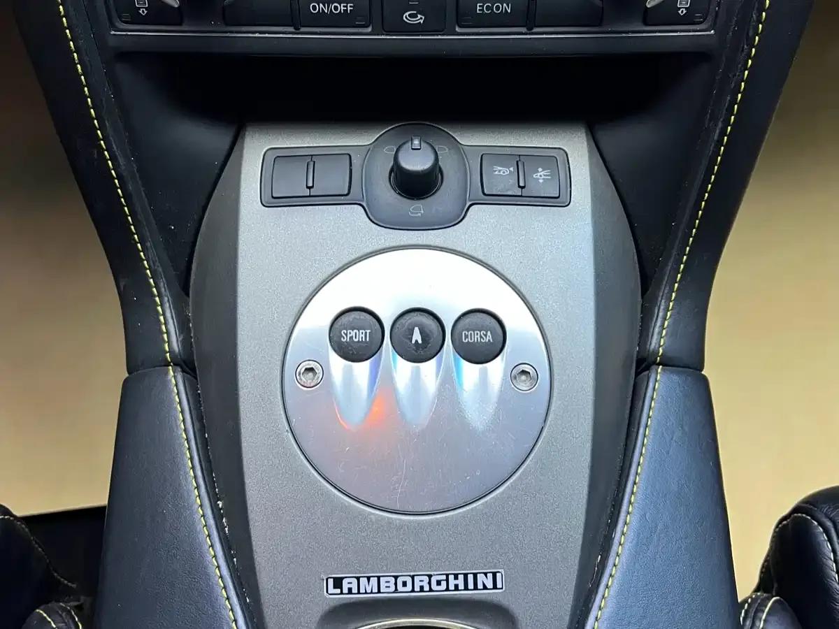 2011 Gallardo LP 560-4 Bicolore — миниатюра 18