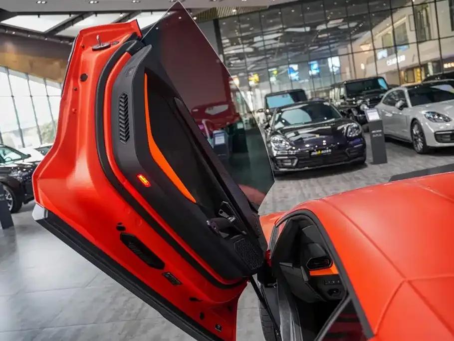 2026 Revuelto 6.5L Automatic — миниатюра 19
