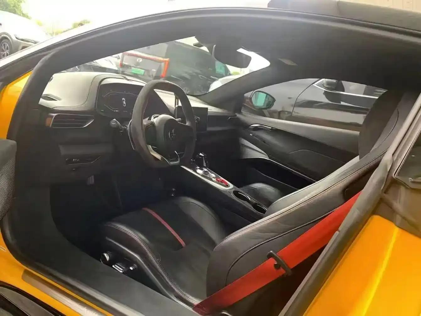 EMIRA 2021 2.0T DCT First Edition — миниатюра 5