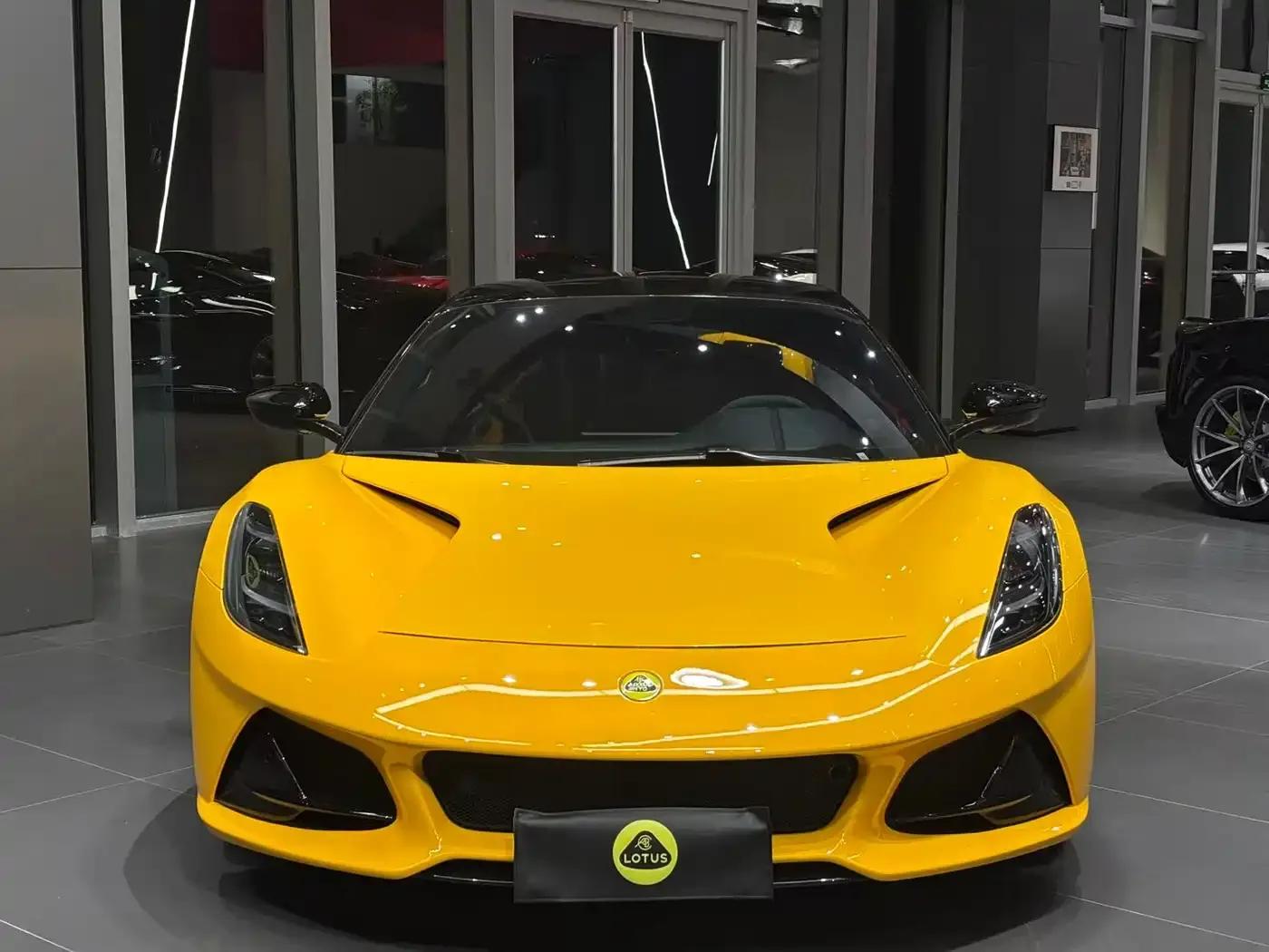 2022 EMIRA 3.5T V6 Manual First Edition — миниатюра 4