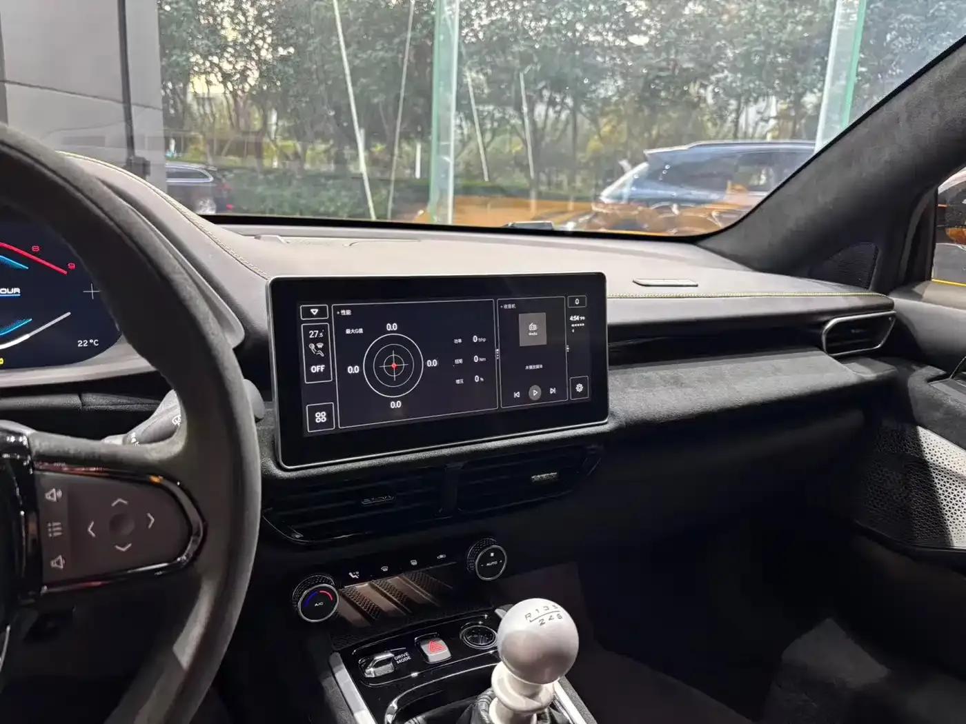 2022 EMIRA 3.5T V6 Manual First Edition — миниатюра 9